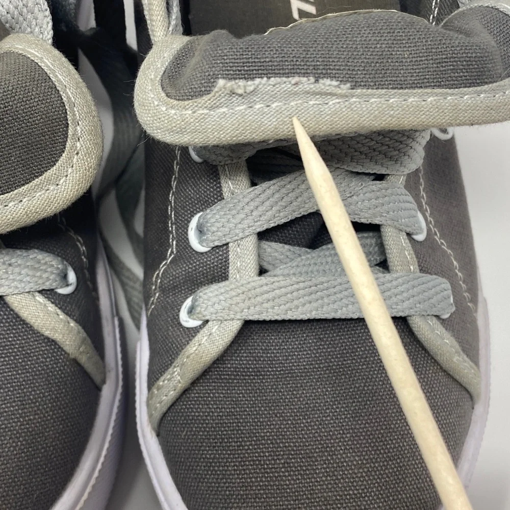 Heely’s Pro 20 Skate Wheel Shoes #HES10455 Kid’s Size 4